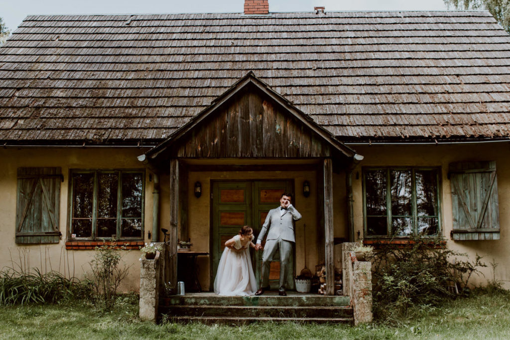 Rustykalny-plenerowy-ślub-w-Violinowie-pod-Warszawą-1-1024x683 Rustykalny ślub w ogrodzie Violinovo pod Warszawą.